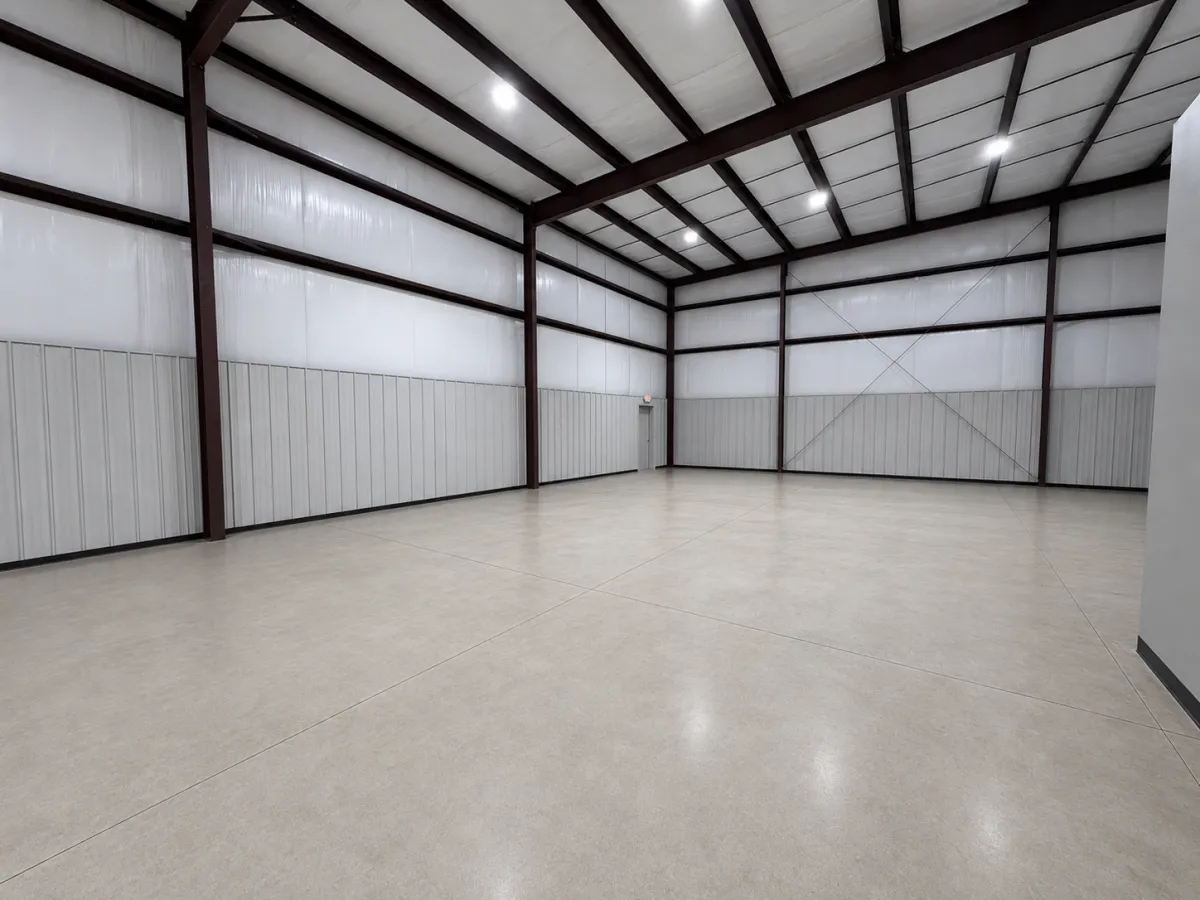Bright open interior, steel frame, no columns